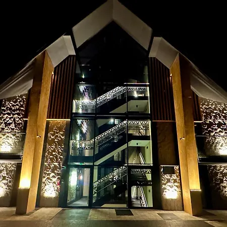 Incognito Premium & דירה *